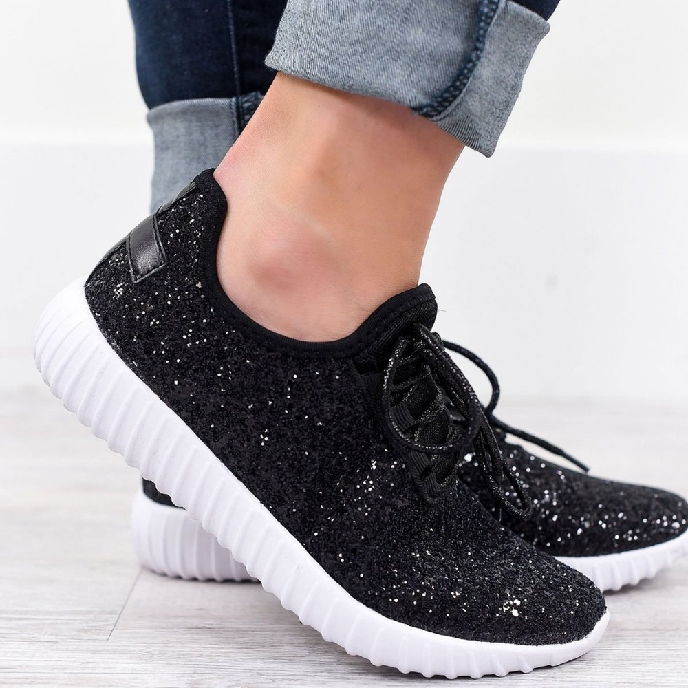 NEW🔥 Light-Weight Lace Up Glitter Fashion Sneaker - Picture 3 of 4